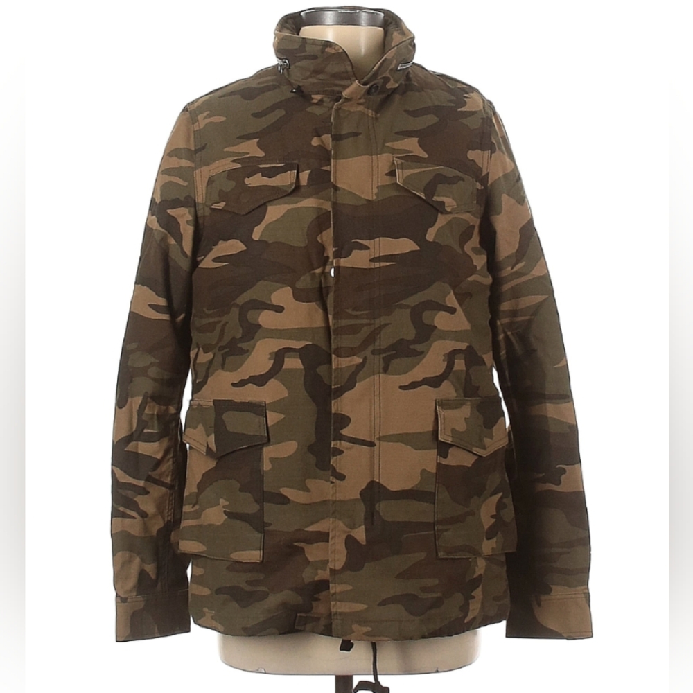 Vis A Vis camo utility jacket
